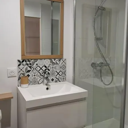 9 Charmant Studio Proche Gare Et Centre Appartement *